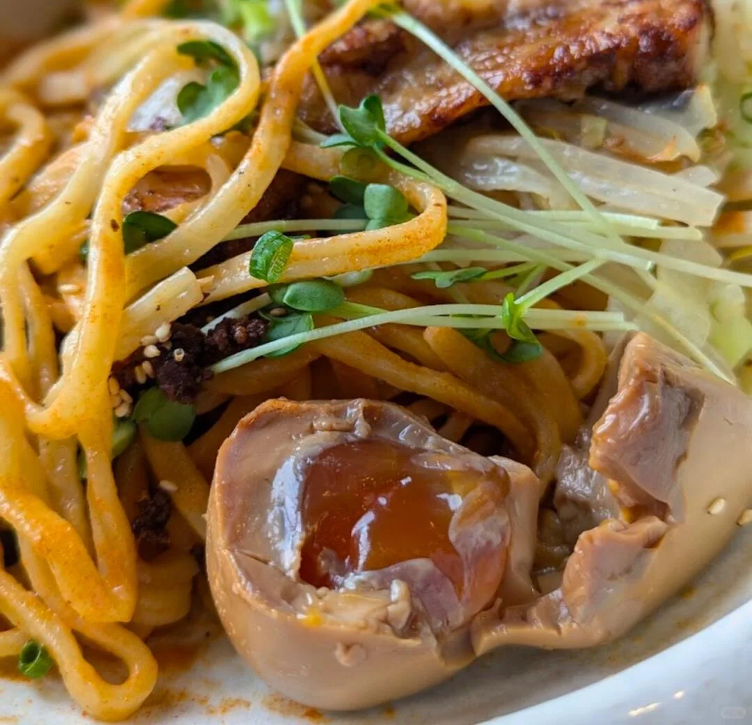 Fresh-noodle yakisoba with pork and fried yuba at Akinoya in Nikko